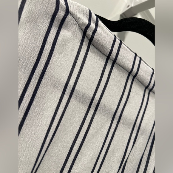Michael Kors Navy & White Striped Tunic, Size XL - Picture 5 of 9